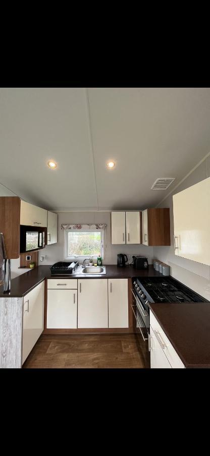 Tarka Holiday Park Ashford  Екстер'єр фото