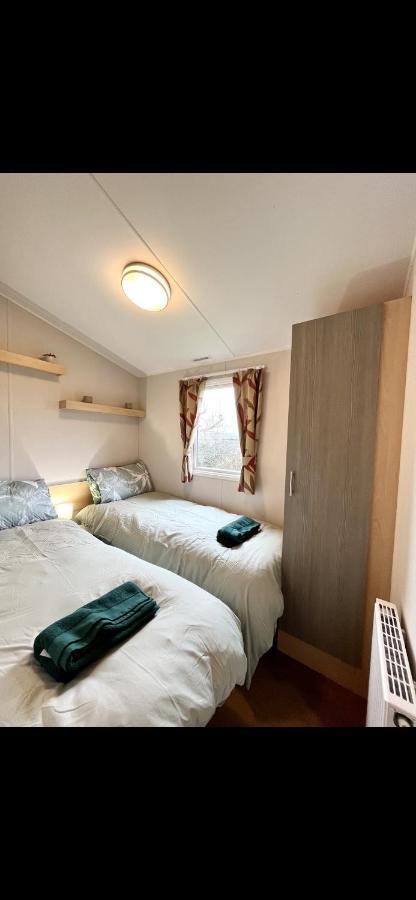 Tarka Holiday Park Ashford  Екстер'єр фото
